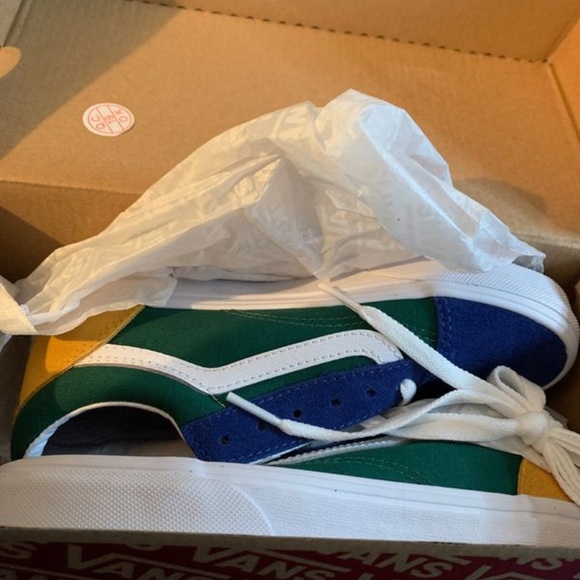 Old school (Yacht club vans ) - Picture 3 of 3